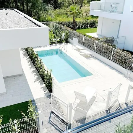 Lejolie Apartment